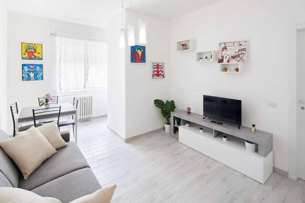 Sunny San Siro Stadio Apartment Milano Eksteriør bilde